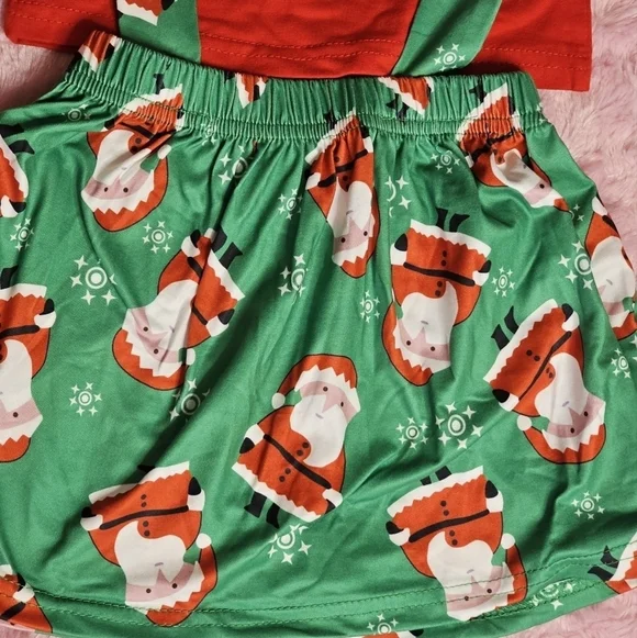 Christmas Baby Girl Red & Green Printed Santa Top & Skirt Size 18 - 24 Months - Picture 7 of 7